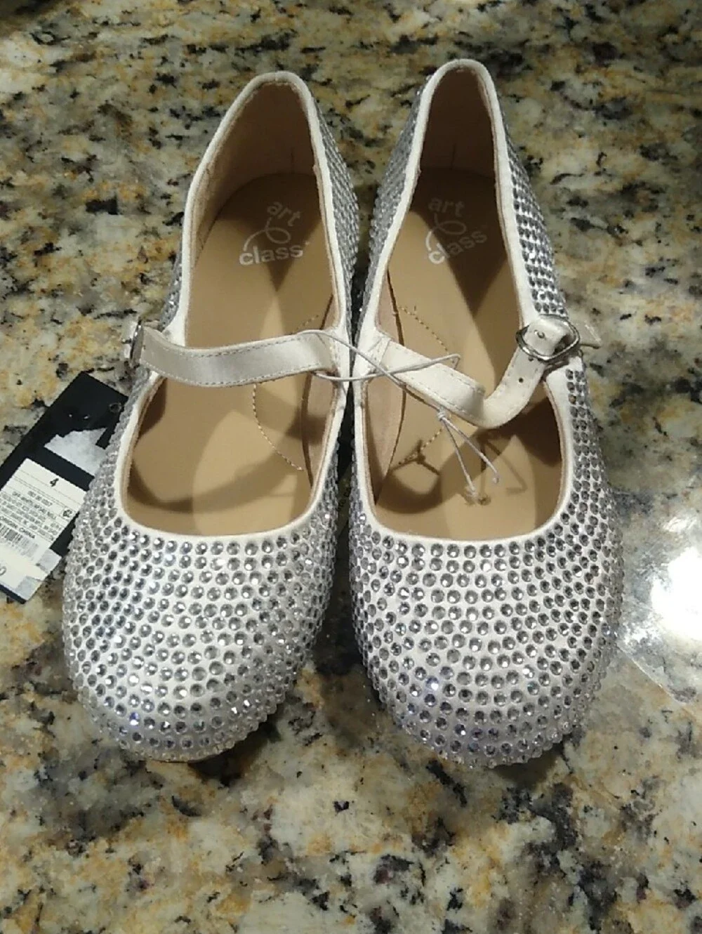 New art class White Rhinestone Mary Jane Flats for Girls Size 4.